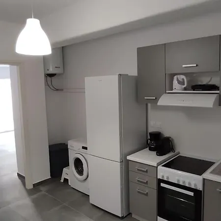 Thama 2 Apartment *