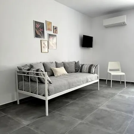 Thama 2 Apartment *